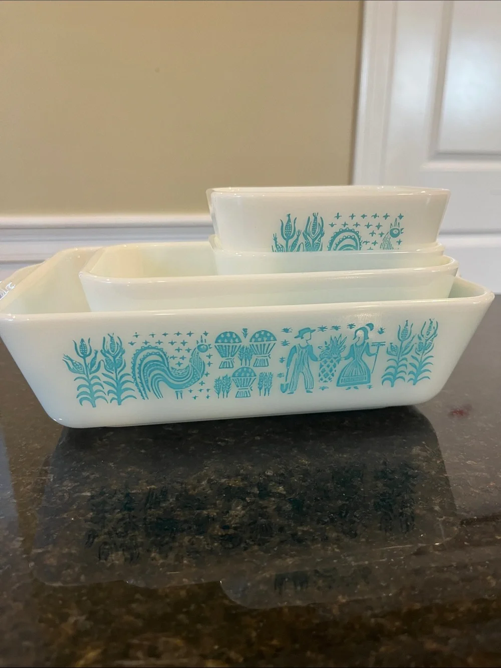 Lot of Pyrex Ovenware